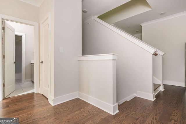 945 Kenway Avenue, Roswell, GA 30076