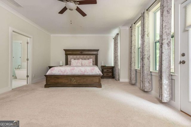 945 Kenway Avenue, Roswell, GA 30076