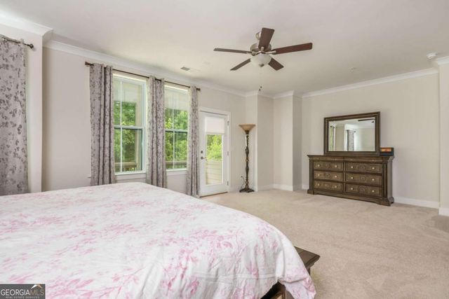 945 Kenway Avenue, Roswell, GA 30076