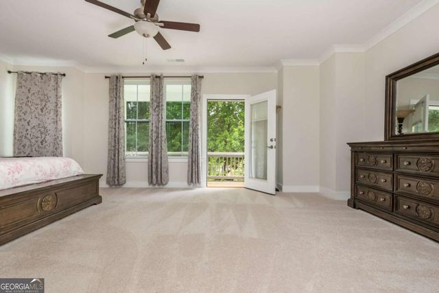 945 Kenway Avenue, Roswell, GA 30076