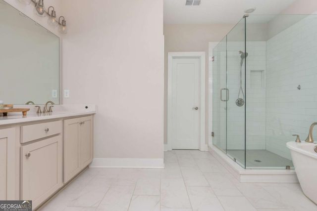 945 Kenway Avenue, Roswell, GA 30076