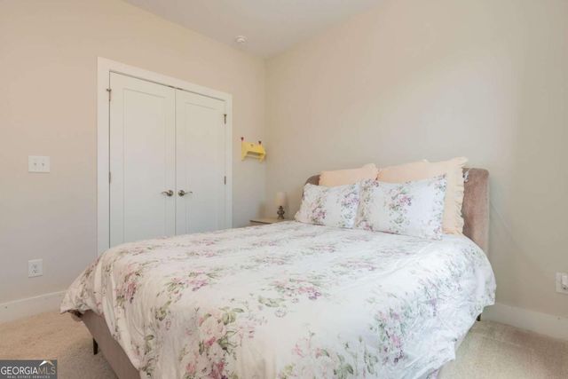 945 Kenway Avenue, Roswell, GA 30076