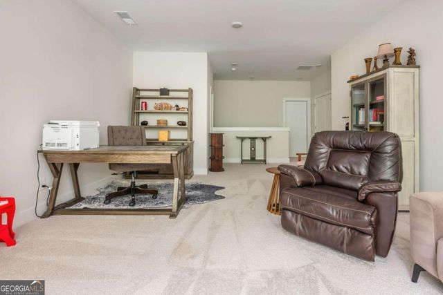 945 Kenway Avenue, Roswell, GA 30076