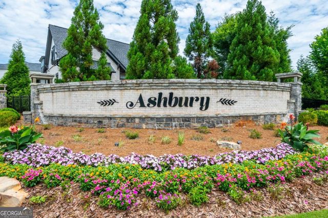 945 Kenway Avenue, Roswell, GA 30076