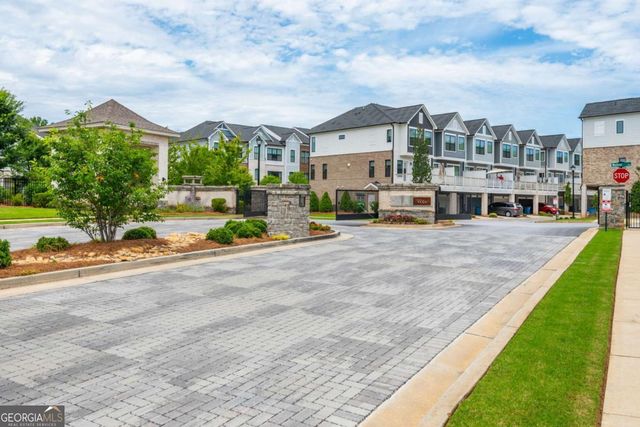 945 Kenway Avenue, Roswell, GA 30076