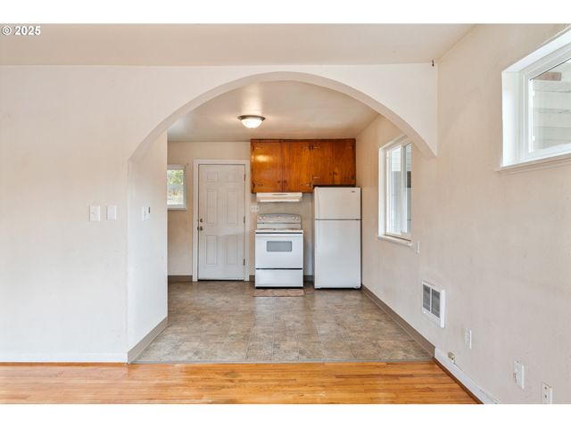 198 CLOVERDALE Rd, Kalama, WA 98625