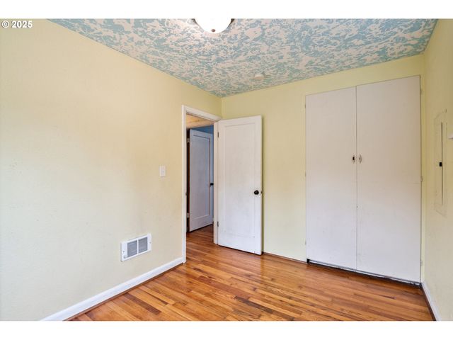 198 CLOVERDALE Rd, Kalama, WA 98625