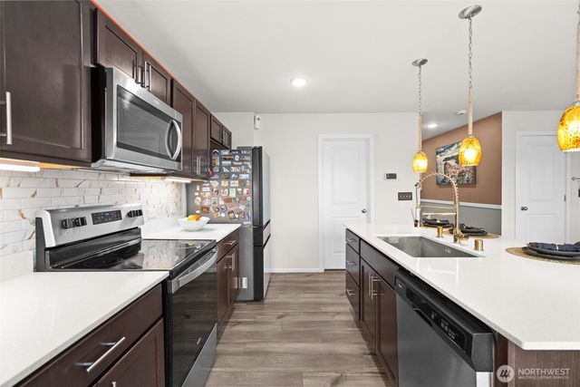15153 Prescott Loop SE, Yelm, WA 98597