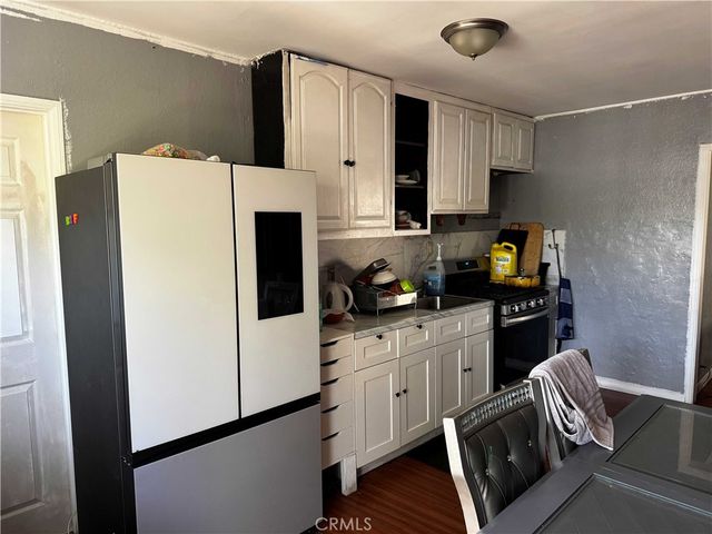 1511 E O Street, Wilmington, CA 90744