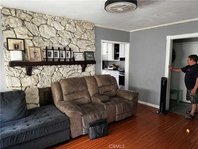 1511 E O Street, Wilmington, CA 90744