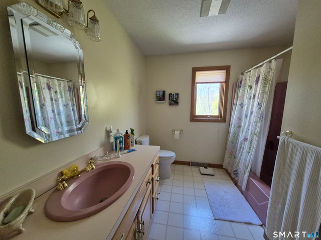 48 Marsh Road, Willington, CT 06279