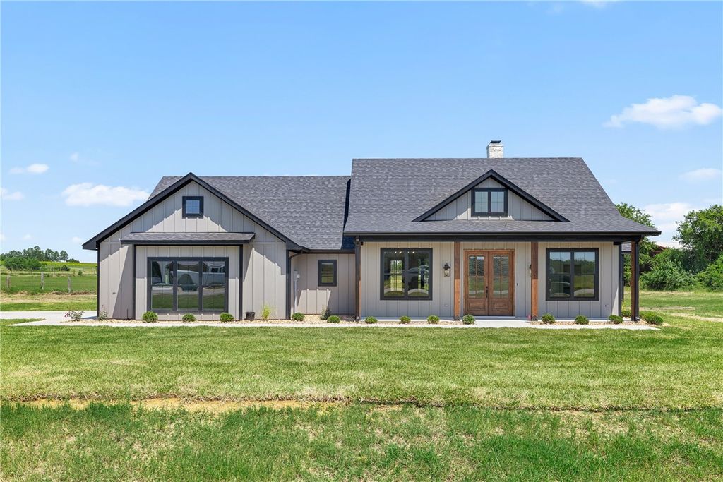 103 Pueblo Drive, Caldwell, TX 77836 — exterior