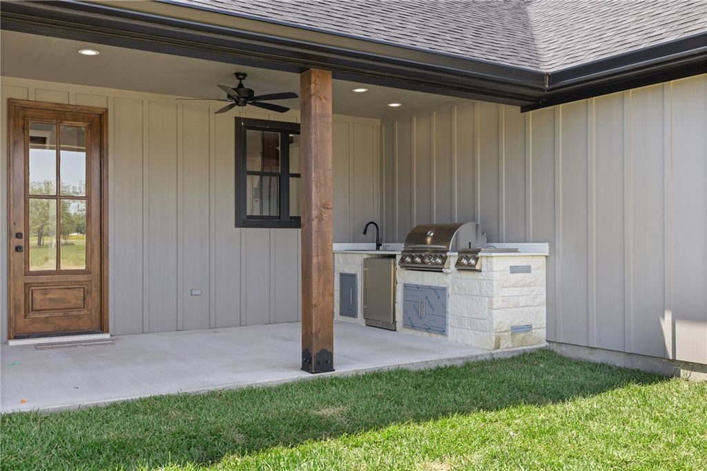 103 Pueblo Drive, Caldwell, TX 77836 — photo 5