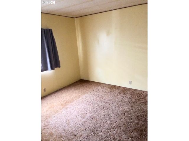 1475 Green Acres 105, Eugene, OR 97408