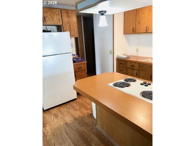 1475 Green Acres 105, Eugene, OR 97408