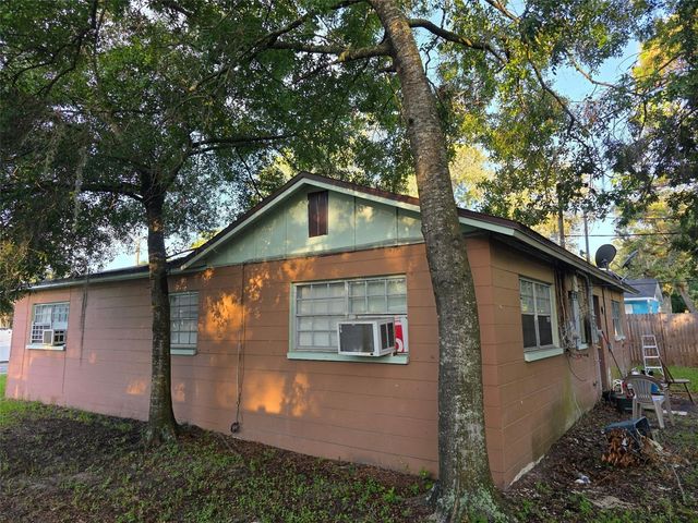 1408 COLLEGE PARK LANE, Tampa, FL 33612