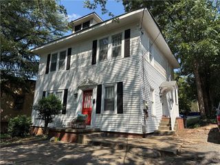 496 West End Boulevard B, Winston-salem, NC 27101