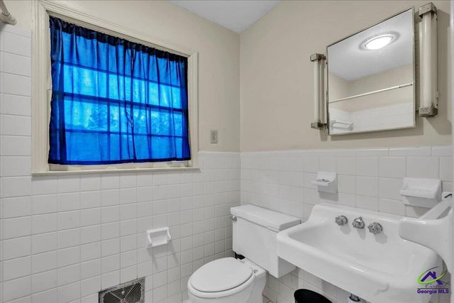 308 Rosewood Drive, Dublin, GA 31021