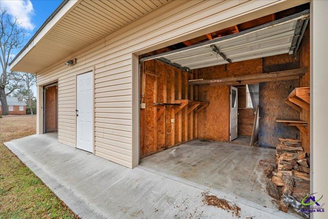 308 Rosewood Drive, Dublin, GA 31021