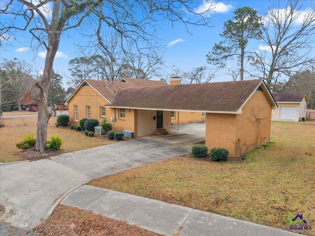 308 Rosewood Drive, Dublin, GA 31021