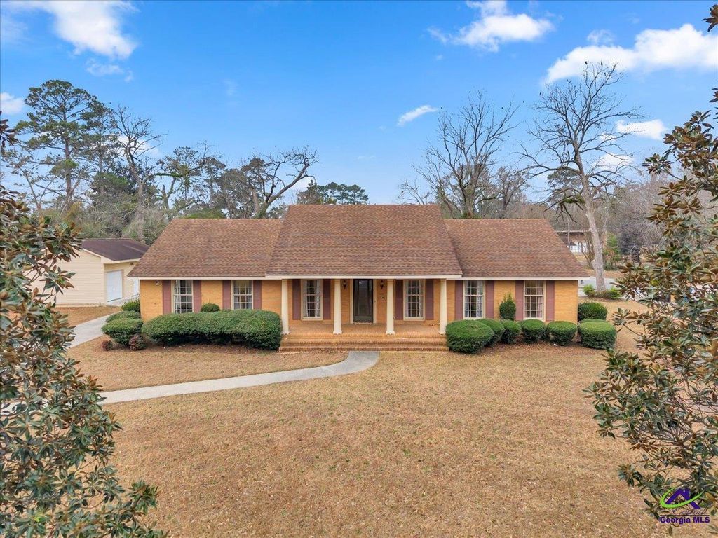 308 Rosewood Drive, Dublin, GA 31021