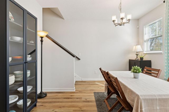 2867 Lexington Place N, Roseville, MN 55113