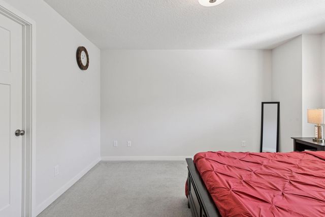 2867 Lexington Place N, Roseville, MN 55113