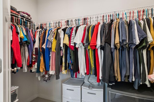 2867 Lexington Place N, Roseville, MN 55113