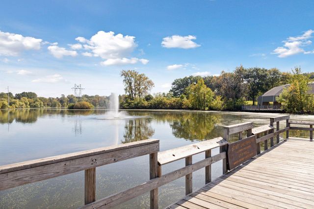 2867 Lexington Place N, Roseville, MN 55113