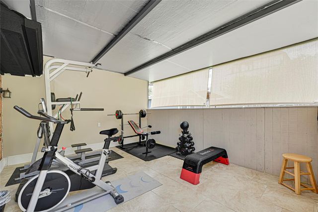 1613 Wycliffe Drive, Houston, TX 77043