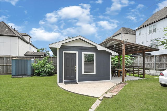 1613 Wycliffe Drive, Houston, TX 77043