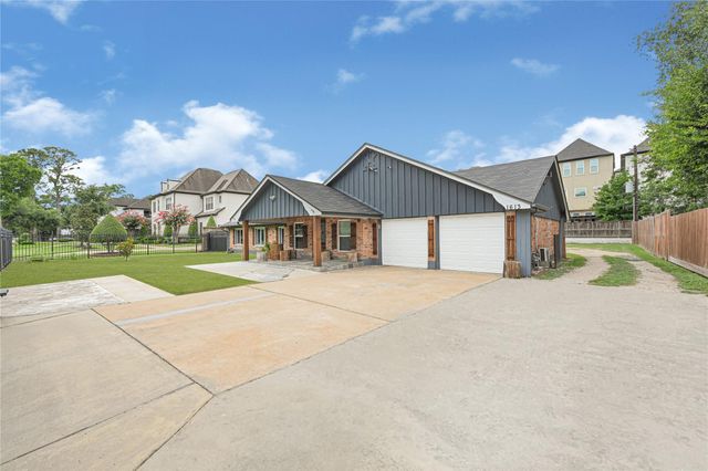 1613 Wycliffe Drive, Houston, TX 77043