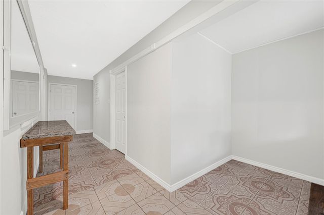 1613 Wycliffe Drive, Houston, TX 77043