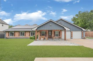 1613 Wycliffe Drive, Houston, TX 77043