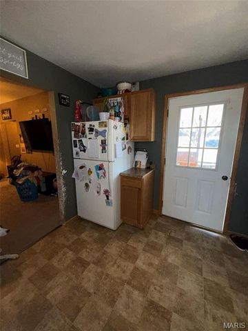 300 E 3rd South Street, Mount Olive, IL 62069