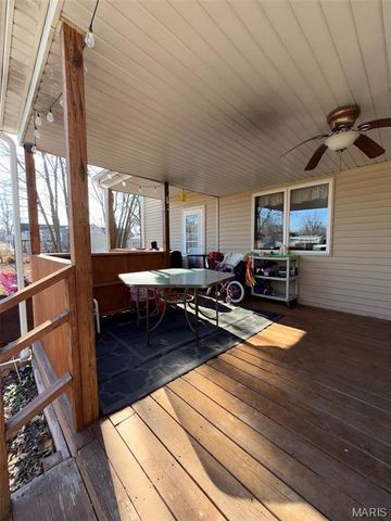 300 E 3rd South Street, Mount Olive, IL 62069