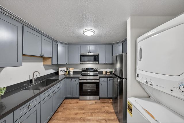 3320 Cherry Avenue, San Jose, CA 95118