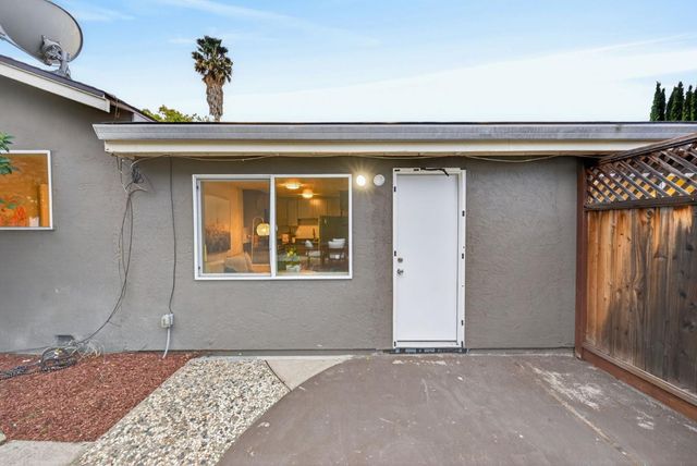 3320 Cherry Avenue, San Jose, CA 95118