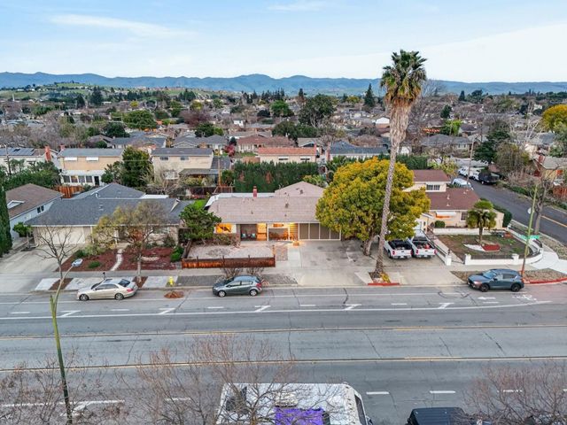 3320 Cherry Avenue, San Jose, CA 95118