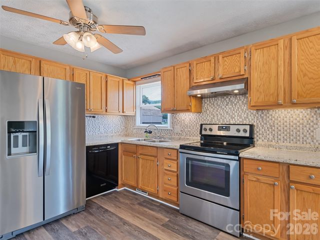 111 Keith Street, Clyde, NC 28721