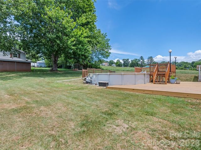 111 Keith Street, Clyde, NC 28721