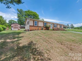 111 Keith Street, Clyde, NC 28721