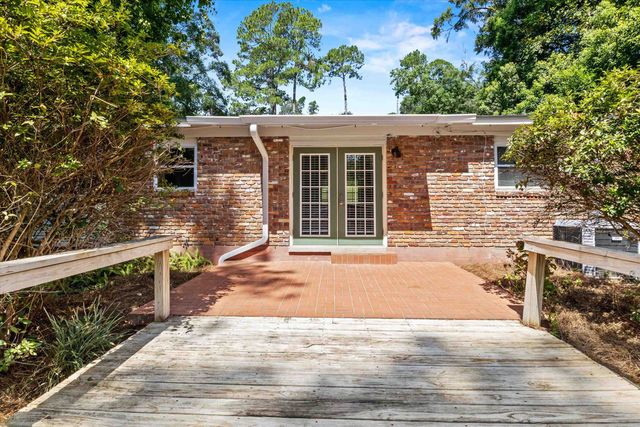 2301 Spoonwood Drive, Tallahassee, FL 32303
