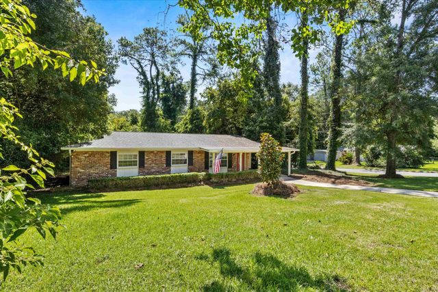 2301 Spoonwood Drive, Tallahassee, FL 32303