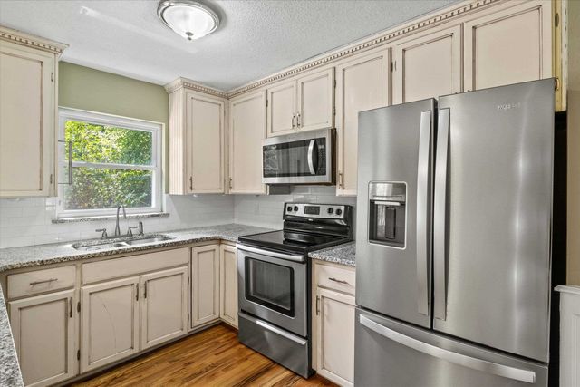 2301 Spoonwood Drive, Tallahassee, FL 32303
