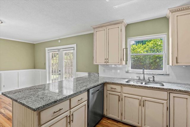 2301 Spoonwood Drive, Tallahassee, FL 32303