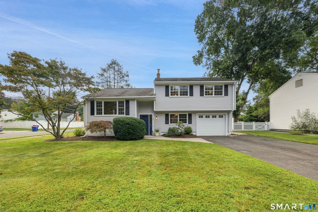 65 Cynthia Drive, Fairfield, CT 06824