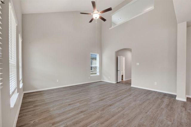 2110 Spring Hollow Drive, Baytown, TX 77521