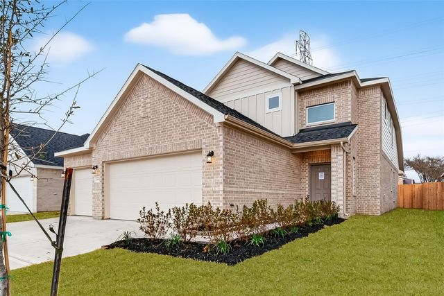 2110 Spring Hollow Drive, Baytown, TX 77521