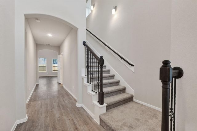 2110 Spring Hollow Drive, Baytown, TX 77521